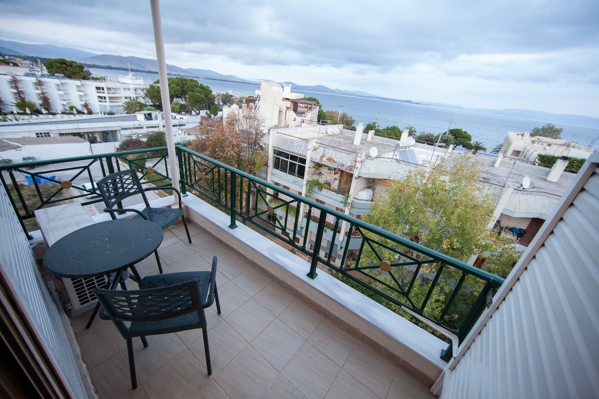 Thomas Beach Hotel Néa Mákri Extérieur photo