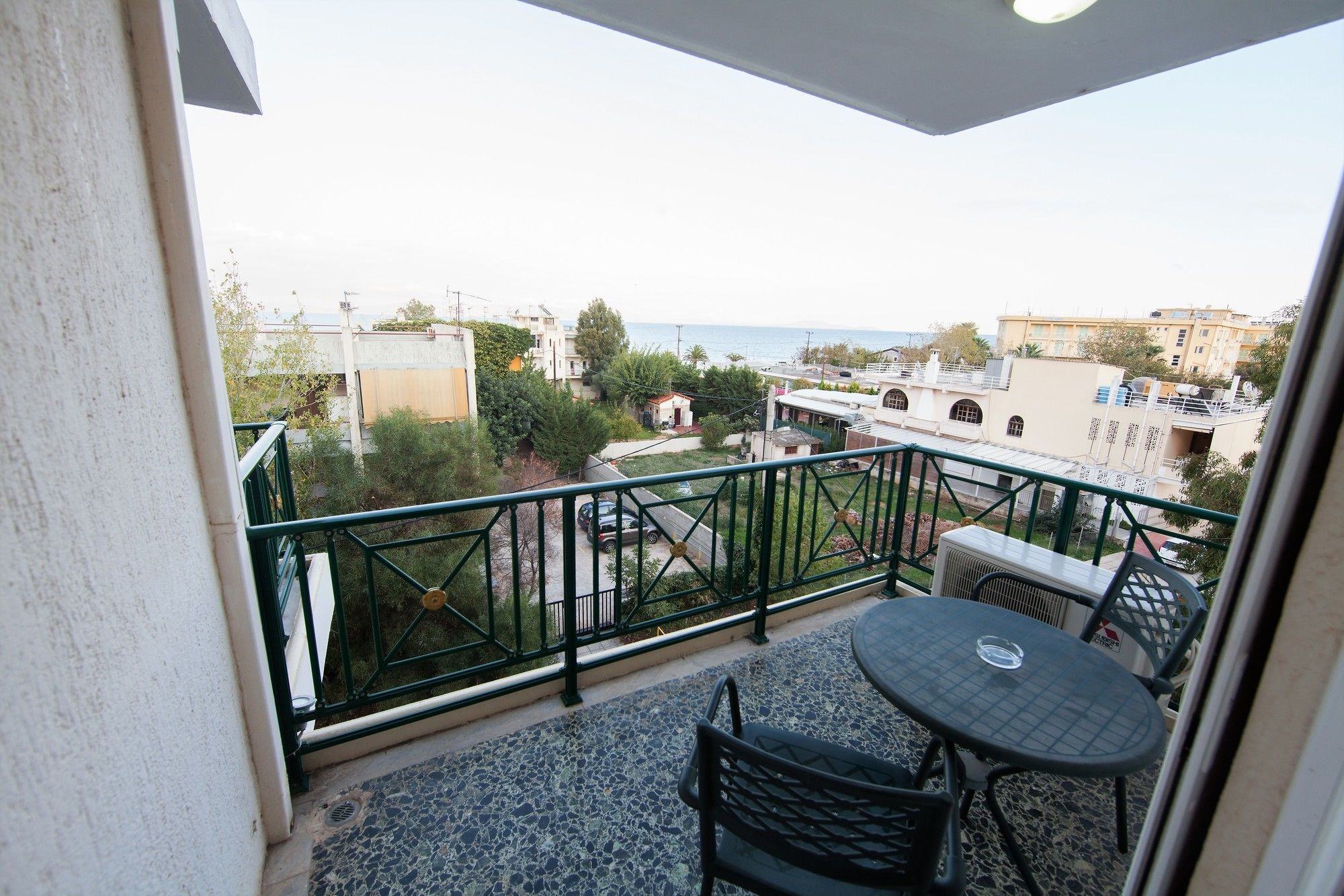 Thomas Beach Hotel Néa Mákri Extérieur photo